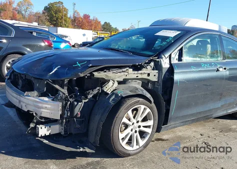 2017 Chrysler 200 Limited Platinum z USA, uszkodzony, nr VIN 1C3CCCAB3HN511758